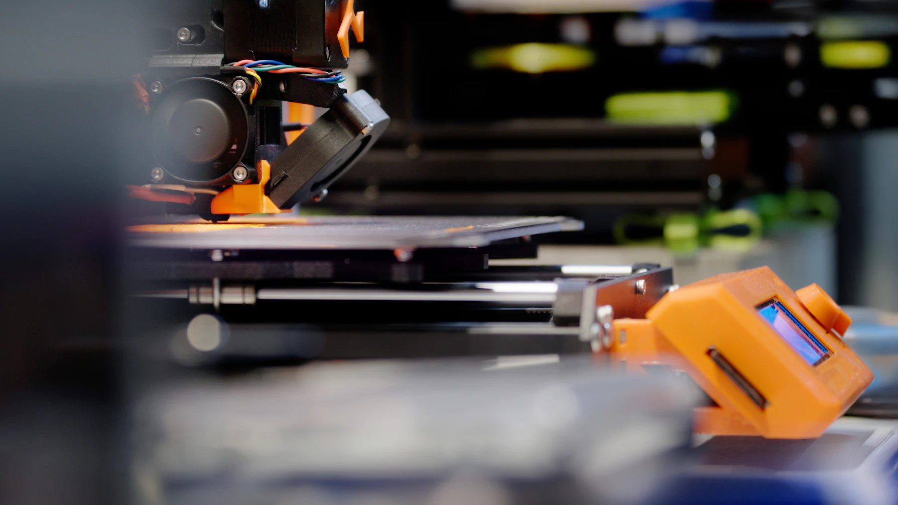 Impresora 3D fabricando una pieza